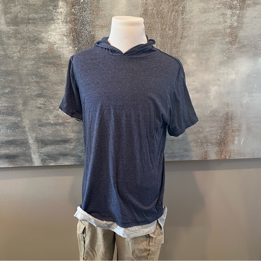 Men’s Veece Hooded Tee